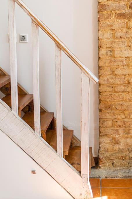 Alcantara - Cool Tailor Made Apartment *